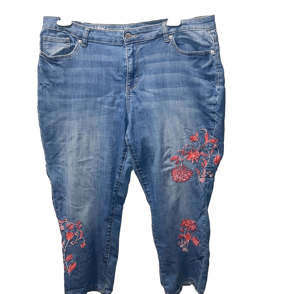 Westport Women's Cropped Jeans Floral Embroidery 18W Signature Boyfriend Denim